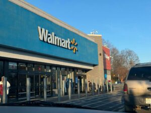 An image of the front of the Walmart store